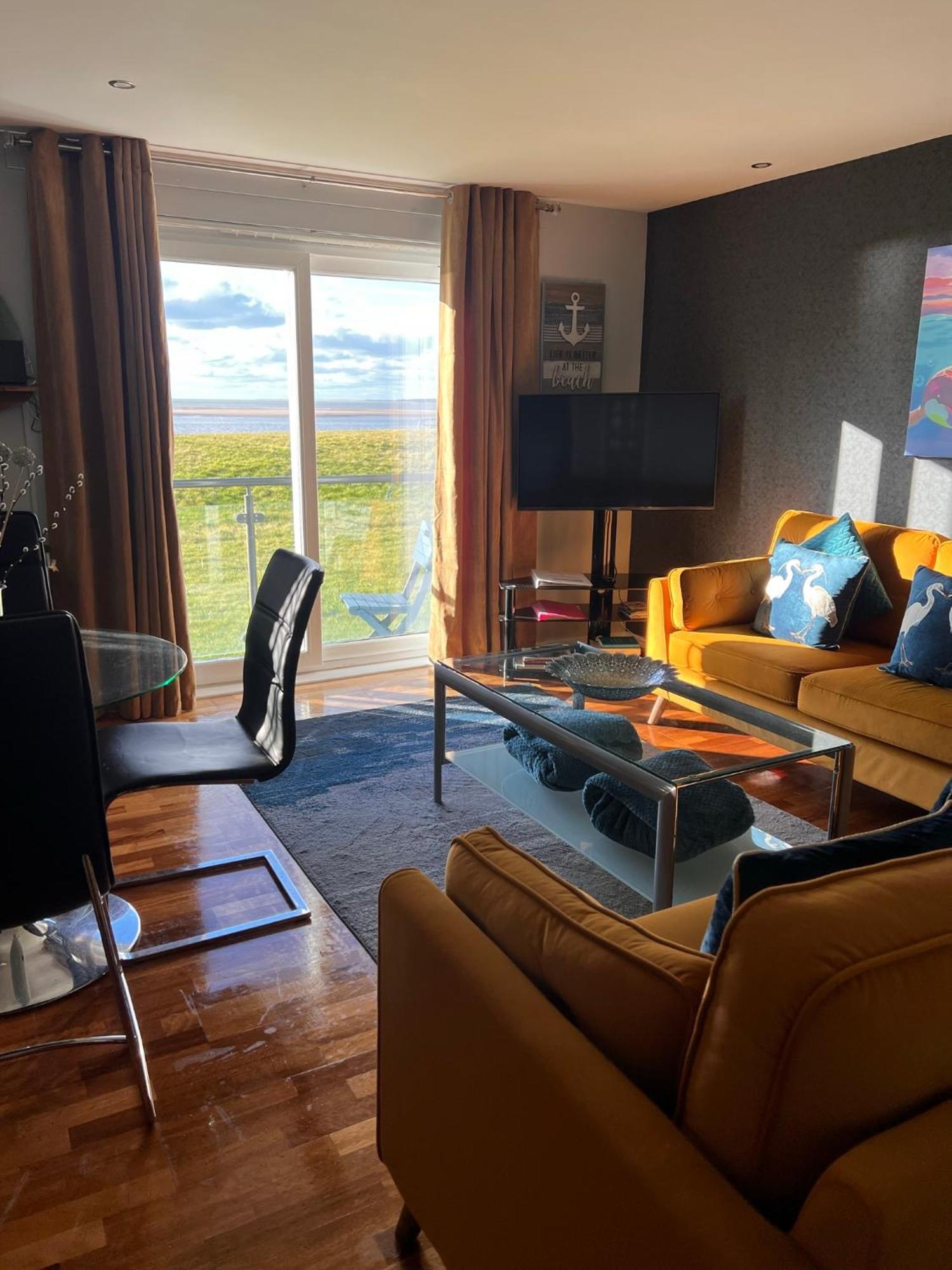 公寓 Cockledora, A Luxury Ground Floor Beachfront